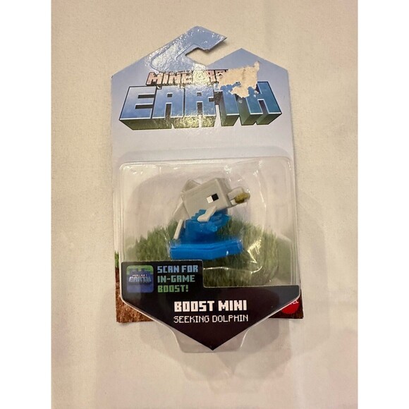 MINECRAFT EARTH BOOST MINI *SEEKING DOLPHIN* 3cm FIGURE NEW! 6+ - Picture 1 of 2